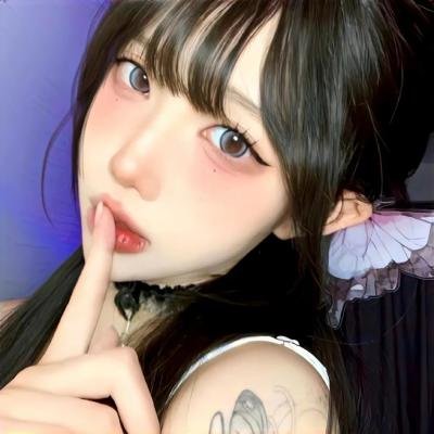 女儿国嬉春